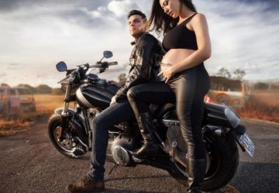 Peut-on rouler en moto enceinte ?