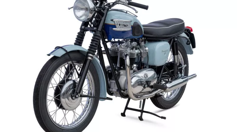 Moto Triumph Bonneville